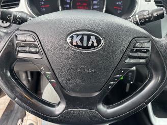 Kia Cee d 1.6 GDI 20th Anniversary airco picture 14