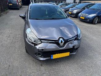 Renault Clio 1.5 DCI Limited airco navi picture 6