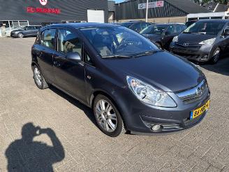 Damaged car Opel Corsa 1.4 16v  5-drs Nap 2008/10