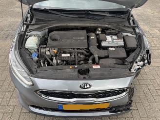 Kia Ceed 1.4T GDI Automaat  Dynamic Plus Line picture 9