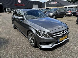 krockskadad bil auto Mercedes C-klasse 180 AMG Sport Edition 2017/4