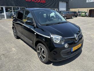 skadebil auto Renault Twingo 1.0 SCe Automaat Limited 2019/3