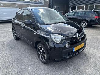 skadebil auto Renault Twingo 1.0 SCe Automaat Limited 2019/3