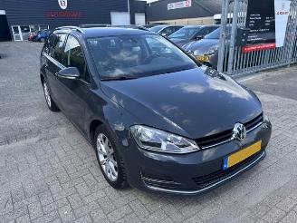 krockskadad bil auto Volkswagen Golf 1.2 TSI Highline clima navi 2015/9
