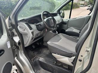 Renault Trafic 2.5 DCI L2H1 DC Airco  145pk picture 11