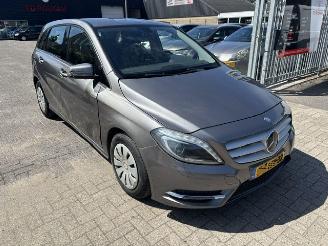 Damaged car Mercedes B-klasse 180 CDI Edition Automaat 2013/4