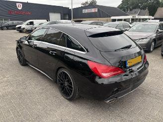 Auto incidentate Mercedes Cla-klasse 180 Orange Art Edition  Automaat 2016/2