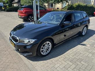 BMW 3-serie 318i NW MODEL Automaat Nap picture 2