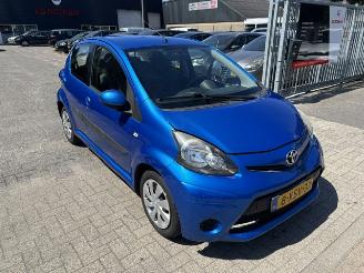 Schadeauto Toyota Aygo 1.0 5-drs Aspiration airco nap 2013/7