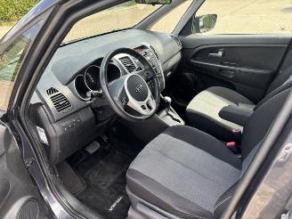 Kia Venga 1.6 Automaat X-ecutive picture 13