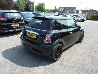 Mini Cooper 1.6 COOPER CHILI LEER picture 2