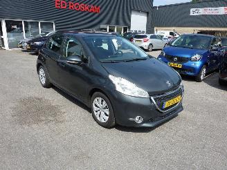 Avarii autoturisme Peugeot 208 1.2 VTI ACCESS 2013/2