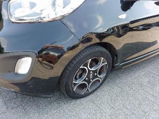 Kia Picanto 1.2 CVVT WORL CUP ED. picture 5
