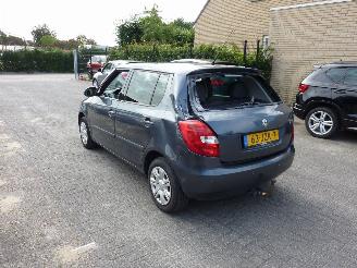 Skoda Fabia 1.6-16V AUTOMAAT CLIMAT picture 3