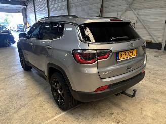 uszkodzony samochody osobowe Jeep Compass 1.4 M. Limited Automaat 4X4 170pk 2017/10