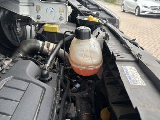 Renault Trafic 1.6 DCI 145pk  3-pers Luxe Energy  airco picture 9