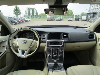 Volvo V-60 1.6 D2 picture 10