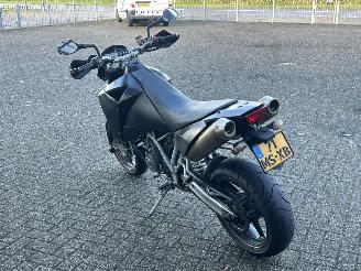 KTM  SM 950 Supermoto picture 5