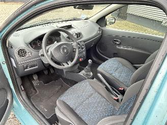 Renault Clio 1.2 TCE Expression picture 9
