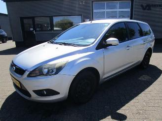 Auto incidentate Ford Focus wagon 1.6 TDCI Titanium 2010/4