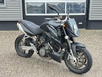 damaged motor cycles KTM 990 Super Duke  2005/5
