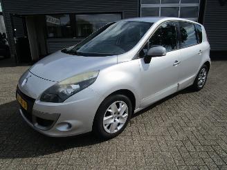 skadebil auto Renault Scenic 1.5 DCI Dynamique 2011/7
