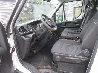 Iveco Daily 35S16V 2.3 410 H2 automaat picture 10