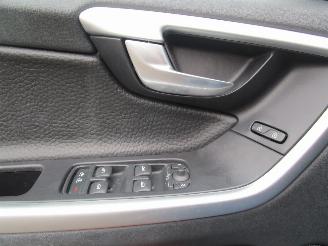 Volvo Xc-60 2.0 T Momentum automaat picture 15