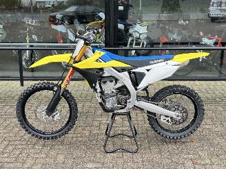 danneggiata motocicli Suzuki RMZ 450  2019/1