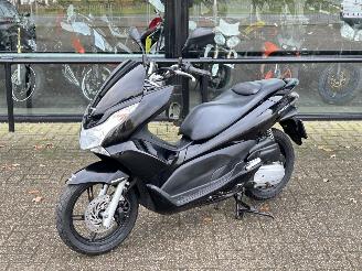 danneggiata motocicli Honda PCX 125  2011/3