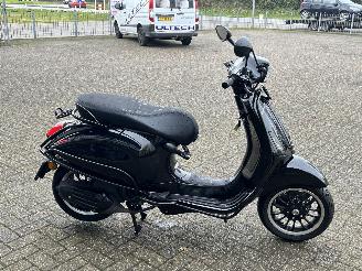 Vespa  Sprint 50 4T picture 6