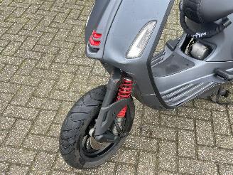 Vespa  Sprint 50 4T picture 9