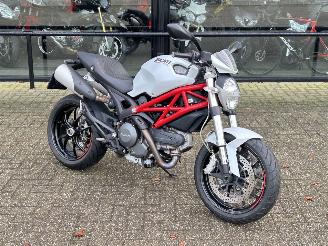 Vaurioauto  motor cycles Ducati Monster 796  2012/5