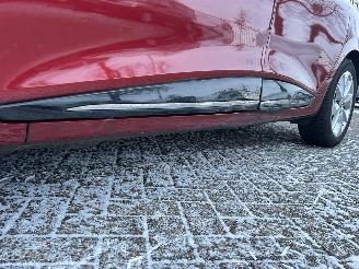 Renault Clio 0.9 TCE Limited picture 27