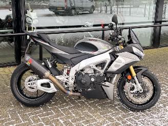 Aprilia Tuono V4 1100 R APRC ABS picture 6