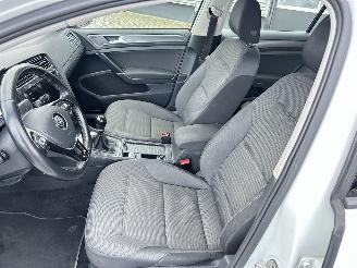 Volkswagen Golf 1.6 TDI Comfortline BTW picture 10
