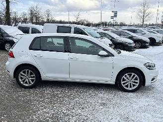 Volkswagen Golf 1.6 TDI Comfortline BTW picture 6