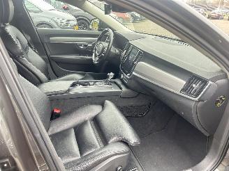 Volvo V-90 2.0 T4 Momentum Automaat picture 11