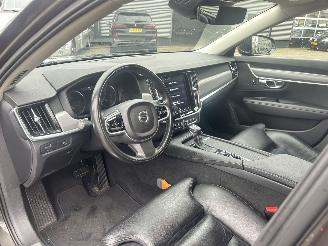 Volvo V-90 2.0 T4 Momentum Automaat picture 9