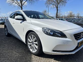 Volvo V-40 1.6 T2 Summum picture 26