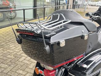 Harley-Davidson Electra Glide 103 FLHTK Electra Glide Ultra Limited picture 20