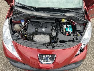 Peugeot 207 CC 1.6 VTi picture 29