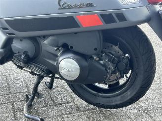 Vespa  GTS 300 Super Sport picture 11