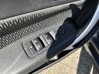 BMW 1-serie 114i Business picture 14