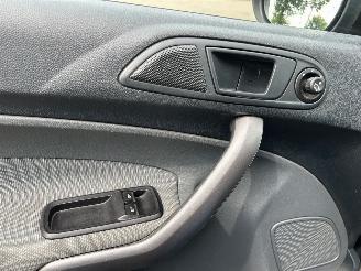 Ford Fiesta 1.25 Limited picture 18