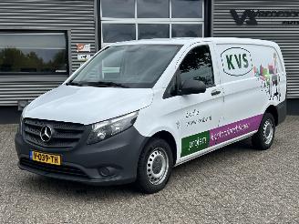 uszkodzony samochody ciężarowe Mercedes Vito 109 CDI Functional Lang 2018/11