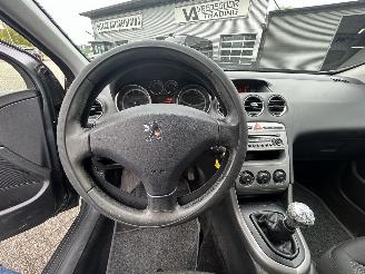 Peugeot 308 1.6 VTi XS picture 14