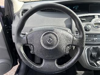 Renault Grand-scenic 2.0-16V Tech Line picture 15
