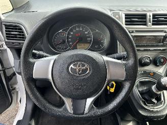 Toyota Verso S 1.3 VVT-i Comfort Plus picture 17