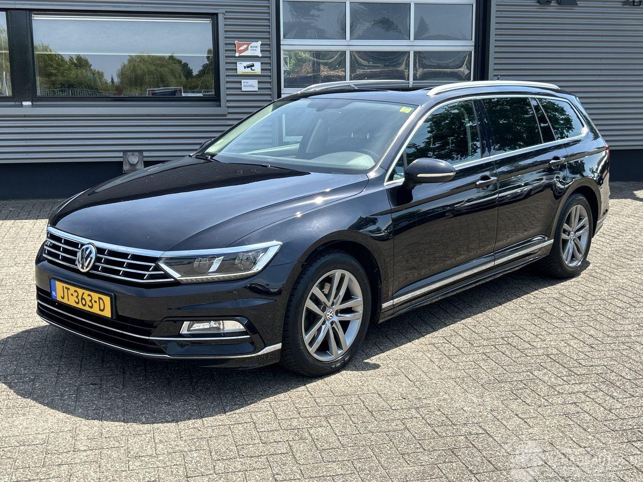 Volkswagen Passat Variant 2.0 TDI Connected Series Plus